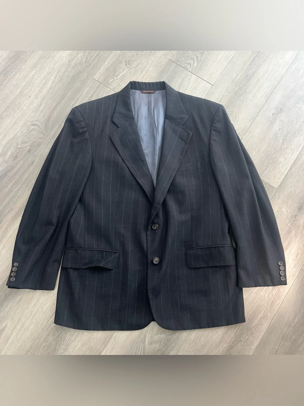 Vintage Sandhurst Club Neiman Marcus Wool Pinstripe Suit USA Approx 44R 32x27